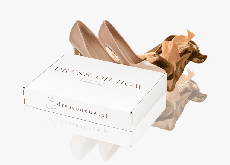 dress on now karton fasonowy z własnym nadrukiem który wyróżni twoją markę wyraź styl nadrukiem